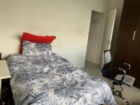 Bed Room 2 - 14 square meters of property in Greenstone Hill