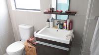 Main Bathroom - 6 square meters of property in Greenstone Hill