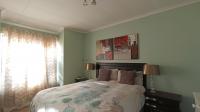 Main Bedroom - 15 square meters of property in Moreletapark