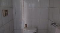 Bathroom 1 of property in Pinetown 