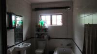 Bathroom 2 of property in Pinetown 