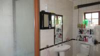 Bathroom 2 of property in Pinetown 