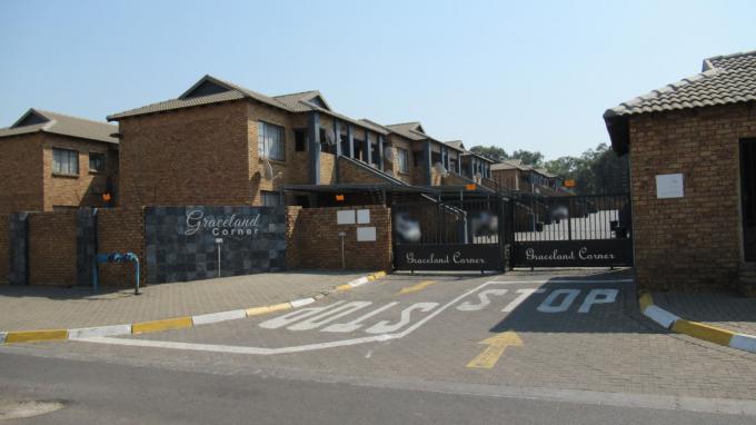 Standard Bank SIE Sale In Execution 2 Bedroom Sectional Title for Sale in Elspark - MR500577