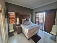 Main Bedroom of property in Spitskop Small Holdings