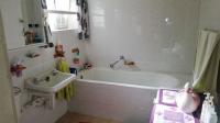 Bathroom 1 - 15 square meters of property in Brandfort