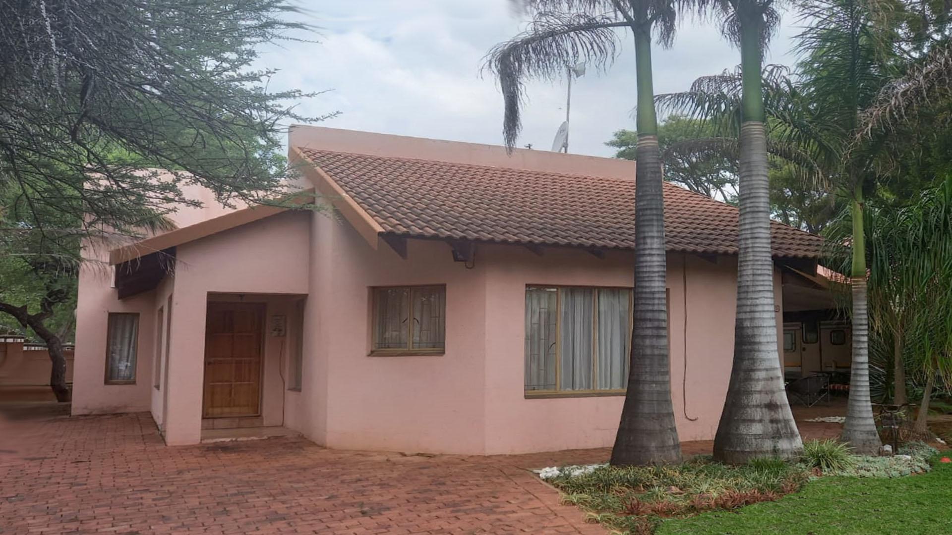 Front View of property in Modimolle (Nylstroom)