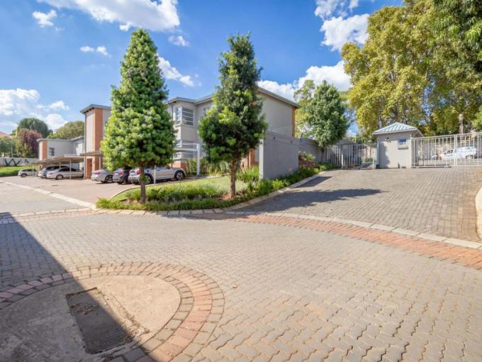 2 Bedroom Apartment for Sale For Sale in Westcliff - JHB - MR503029