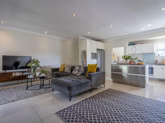 2 Bedroom Apartment for Sale For Sale in Westcliff - JHB - MR503029