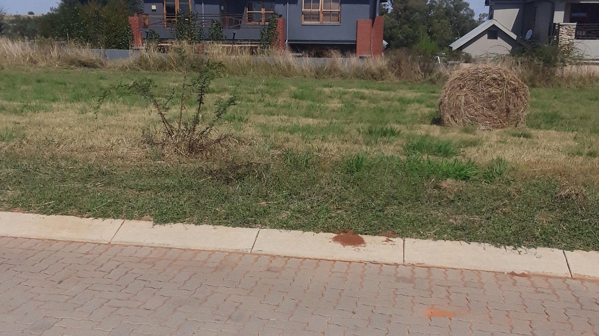 Front View of property in Vaal de Grace Golf Estate