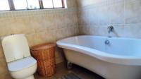 Bathroom 1 of property in Umtentweni