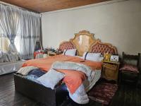 Main Bedroom - 32 square meters of property in Turffontein