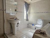 Bathroom 1 - 8 square meters of property in Turffontein