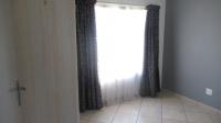 Bed Room 1 - 17 square meters of property in Riversdale