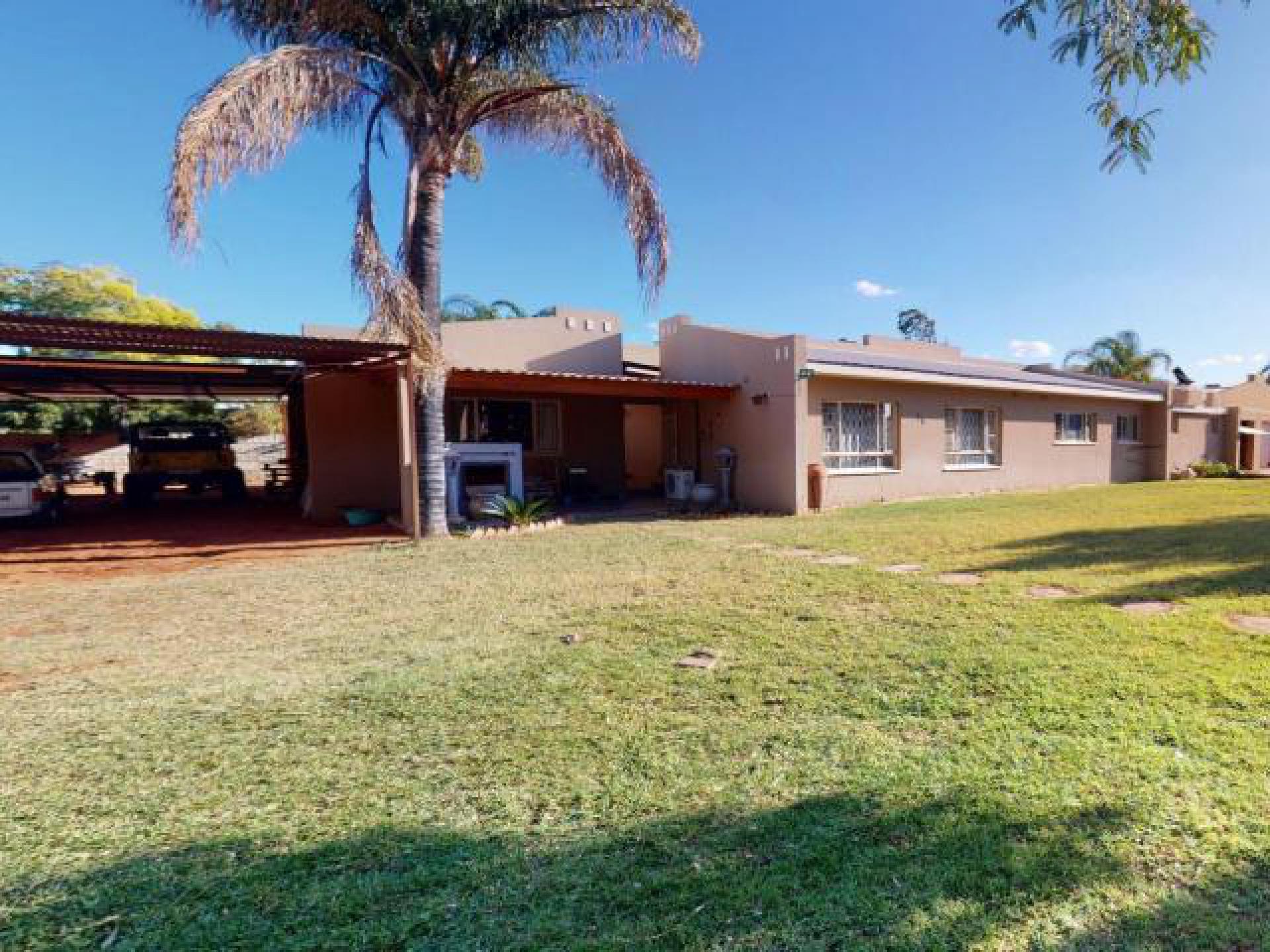 Front View of property in Upington