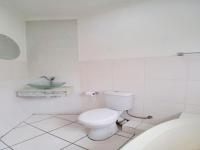 Bathroom 1 of property in Somerset West