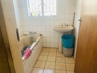 Bathroom 1 of property in Pretoria West