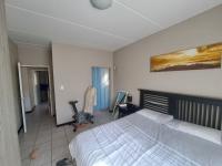 Main Bedroom of property in Wilgeheuwel 