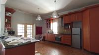 Kitchen - 25 square meters of property in Westdene (JHB)