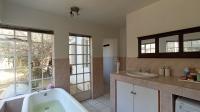 Bathroom 2 - 13 square meters of property in Westdene (JHB)