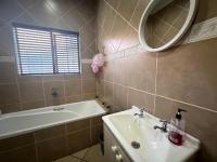 Bathroom 1 of property in Middelburg - MP