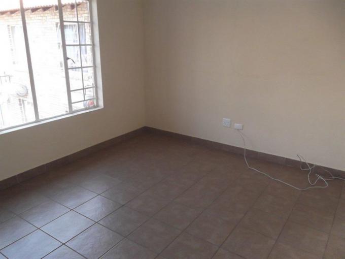 1 Bedroom Apartment for Sale For Sale in Rustenburg - MR510622