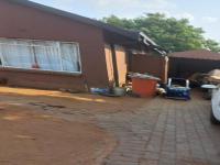 Front View of property in Roodepoort North