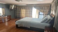 Main Bedroom - 44 square meters of property in Ifafi