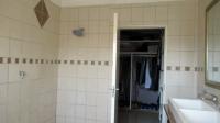 Main Bathroom - 12 square meters of property in Ifafi