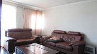 Lounges - 22 square meters of property in Bramley View