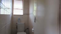 Bathroom 1 - 5 square meters of property in Bramley View