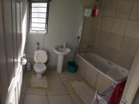 Bathroom 1 of property in Macassar