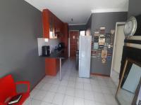 Kitchen of property in Daspoort