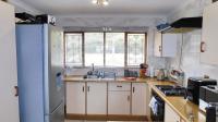 Kitchen - 9 square meters of property in The Wolds