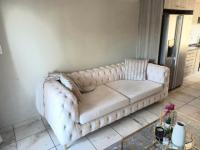 Lounges of property in Waterval East