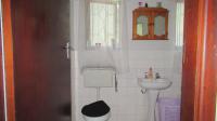 Bathroom 1 - 5 square meters of property in Sunwich Port