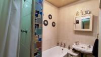 Bathroom 1 - 7 square meters of property in Vanderbijlpark