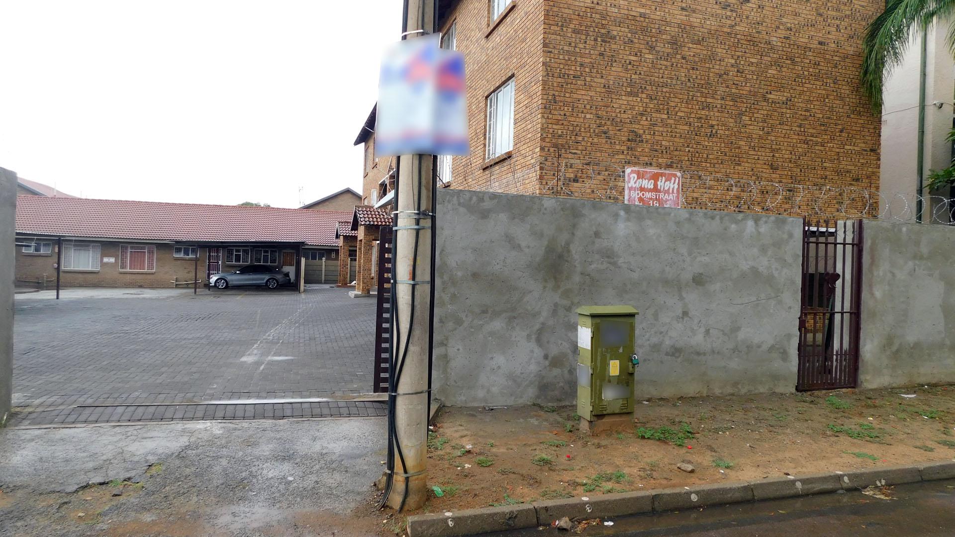 Front View of property in Rustenburg