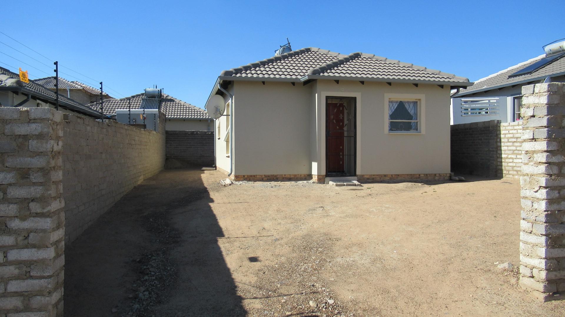 Front View of property in Fourways