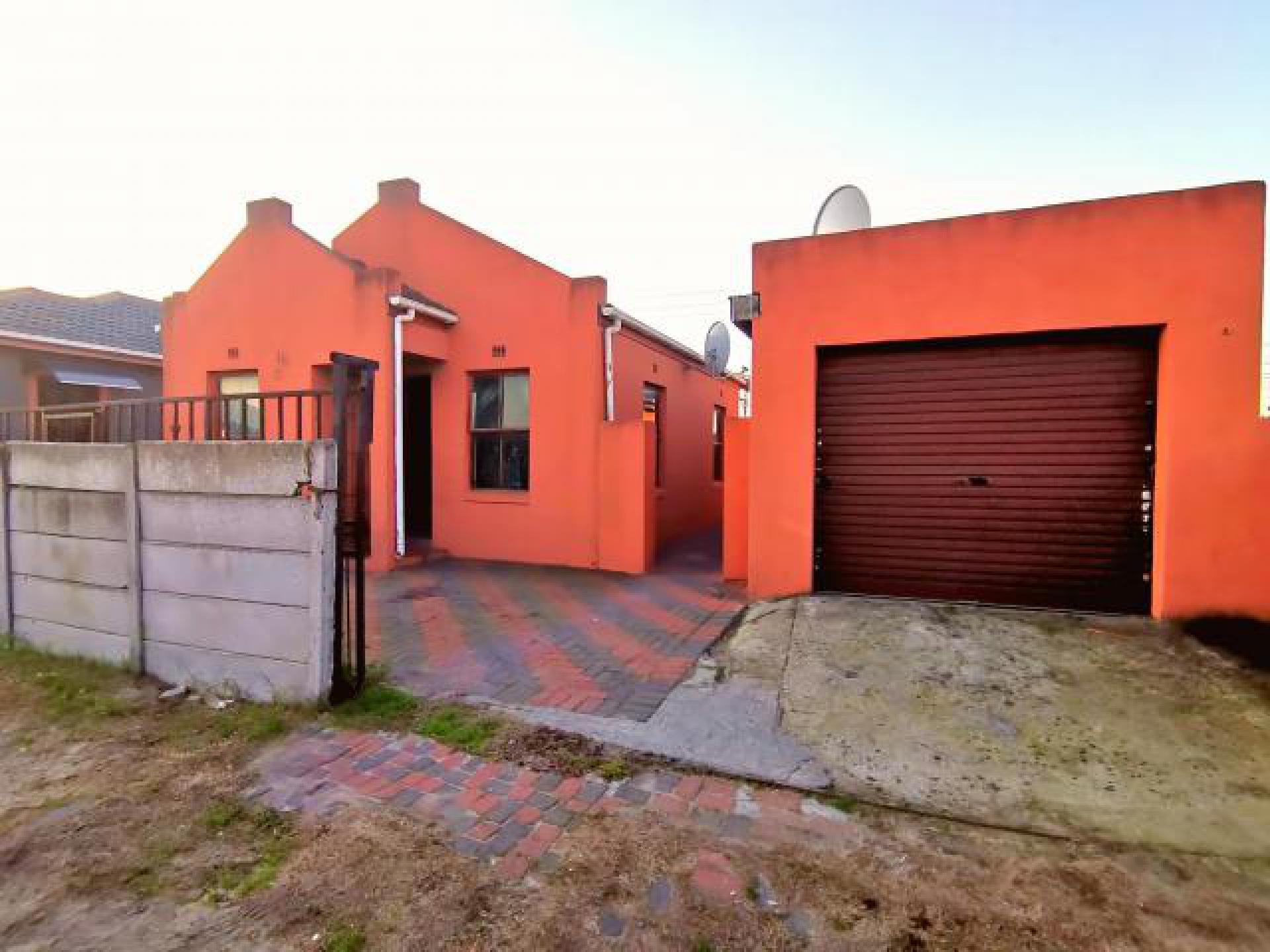 Front View of property in Langa