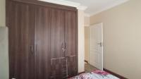 Bed Room 2 - 12 square meters of property in Rooihuiskraal