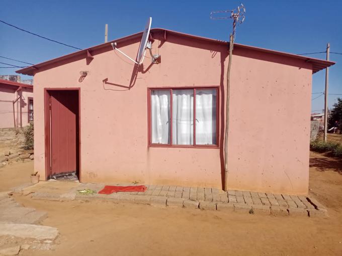 2 Bedroom House for Sale For Sale in Orange farm - MR517086