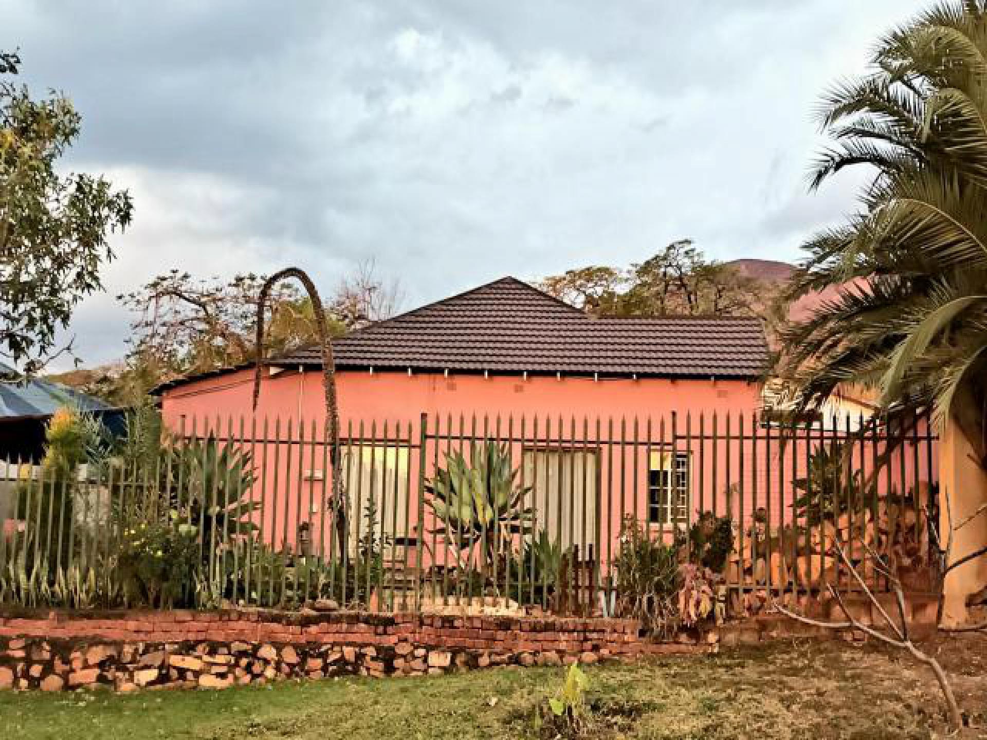 Front View of property in Barberton