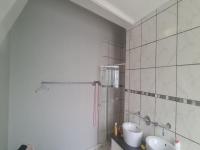 Main Bathroom of property in Barberton