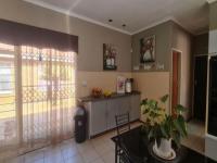 Dining Room - 20 square meters of property in Flamwood