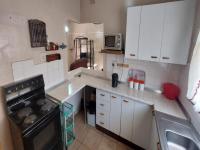 Kitchen of property in Evander