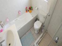 Main Bathroom - 5 square meters of property in Noordhang