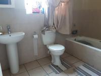 Main Bathroom of property in Flamwood