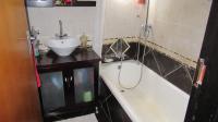 Bathroom 1 - 11 square meters of property in Morganridge