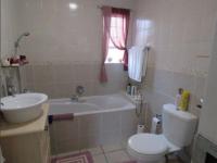 Bathroom 1 - 11 square meters of property in Morganridge