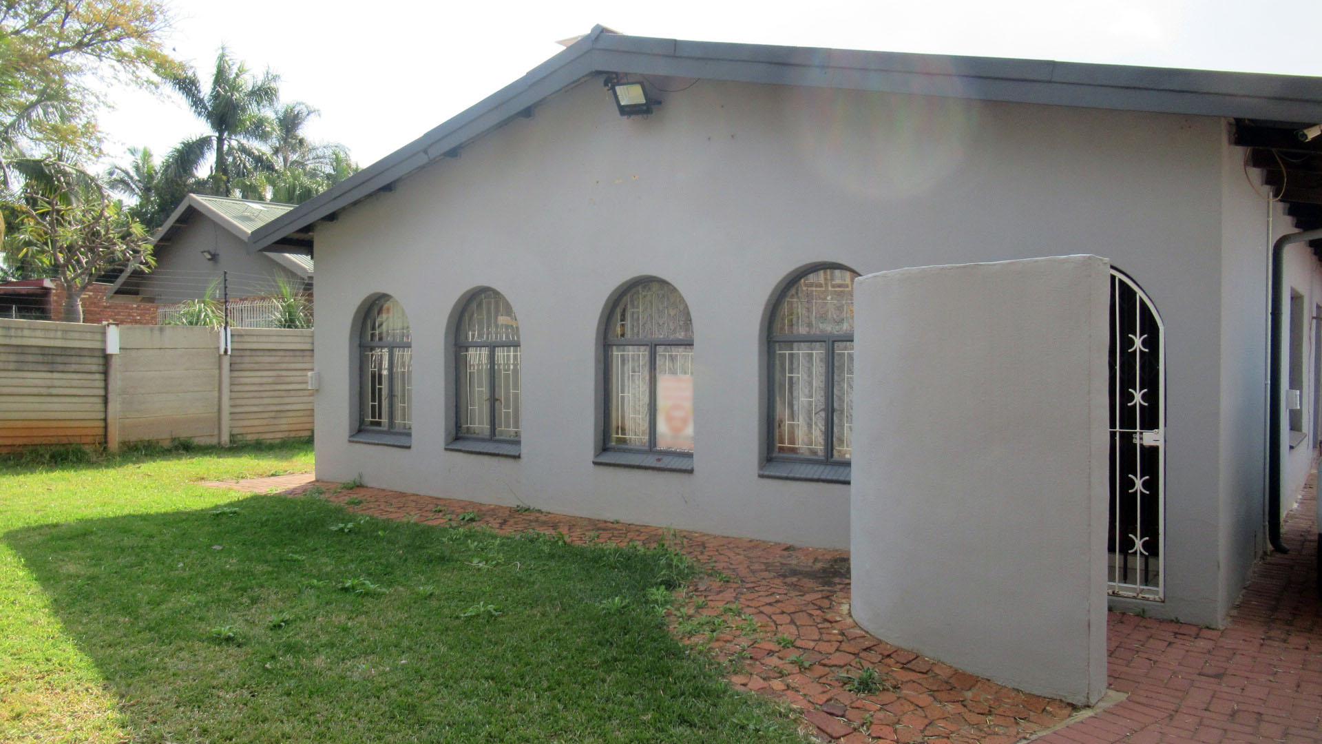 Front View of property in Pretoria North